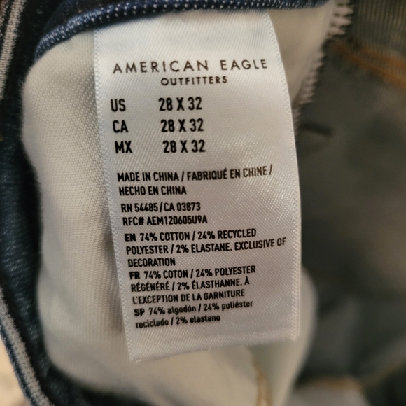 American Eagle Men's Althletic Straight Airplex+ Jean - Picture 5 of 9